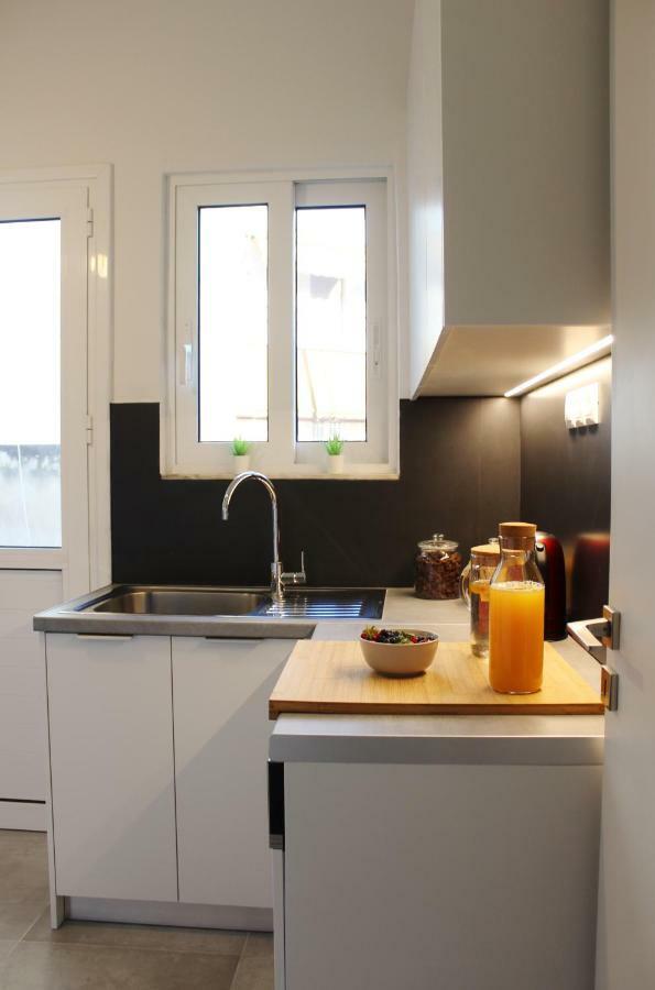 Апартаменты Athenian Hub Luxe Loft Экстерьер фото